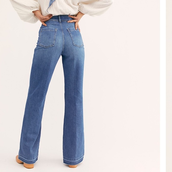 Mindy Rigid Flare Jeans - Picture 2 of 8